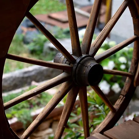 Le Nosare 3* Боско-Кьезануова